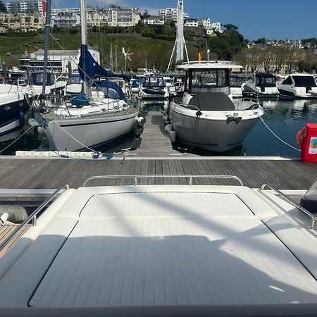 Boat Accommodation Ltd Torquay Exteriör bild