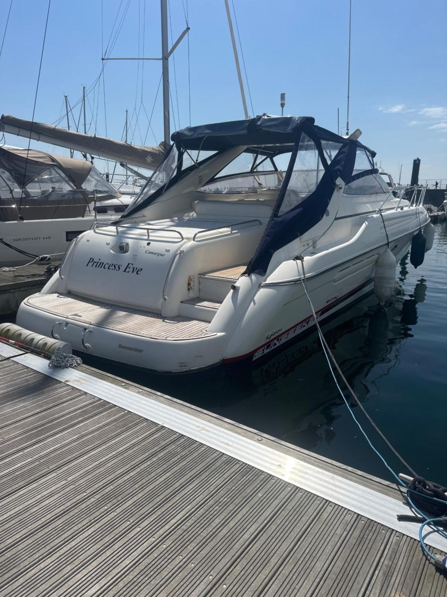 Boat Accommodation Ltd Torquay Exteriör bild