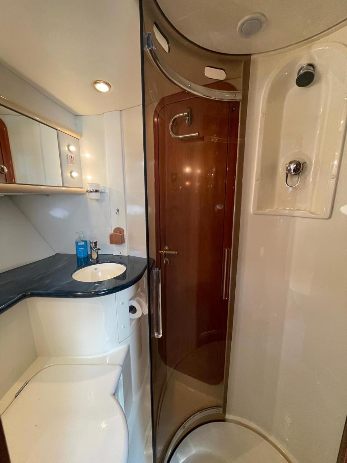 Boat Accommodation Ltd Torquay Exteriör bild